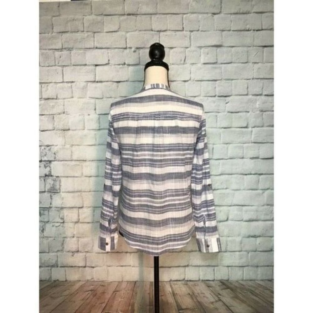 Hollister Women's Blouse Color  Blue/White Boho Size XS Long sleeve * - Picture 6 of 8